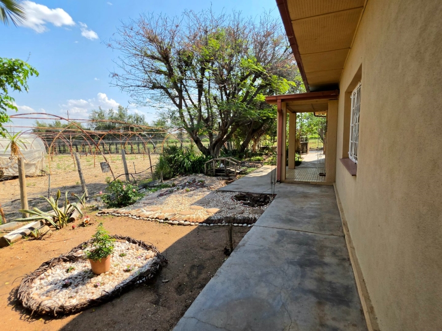 3 Bedroom Property for Sale in Cillie Northern Cape